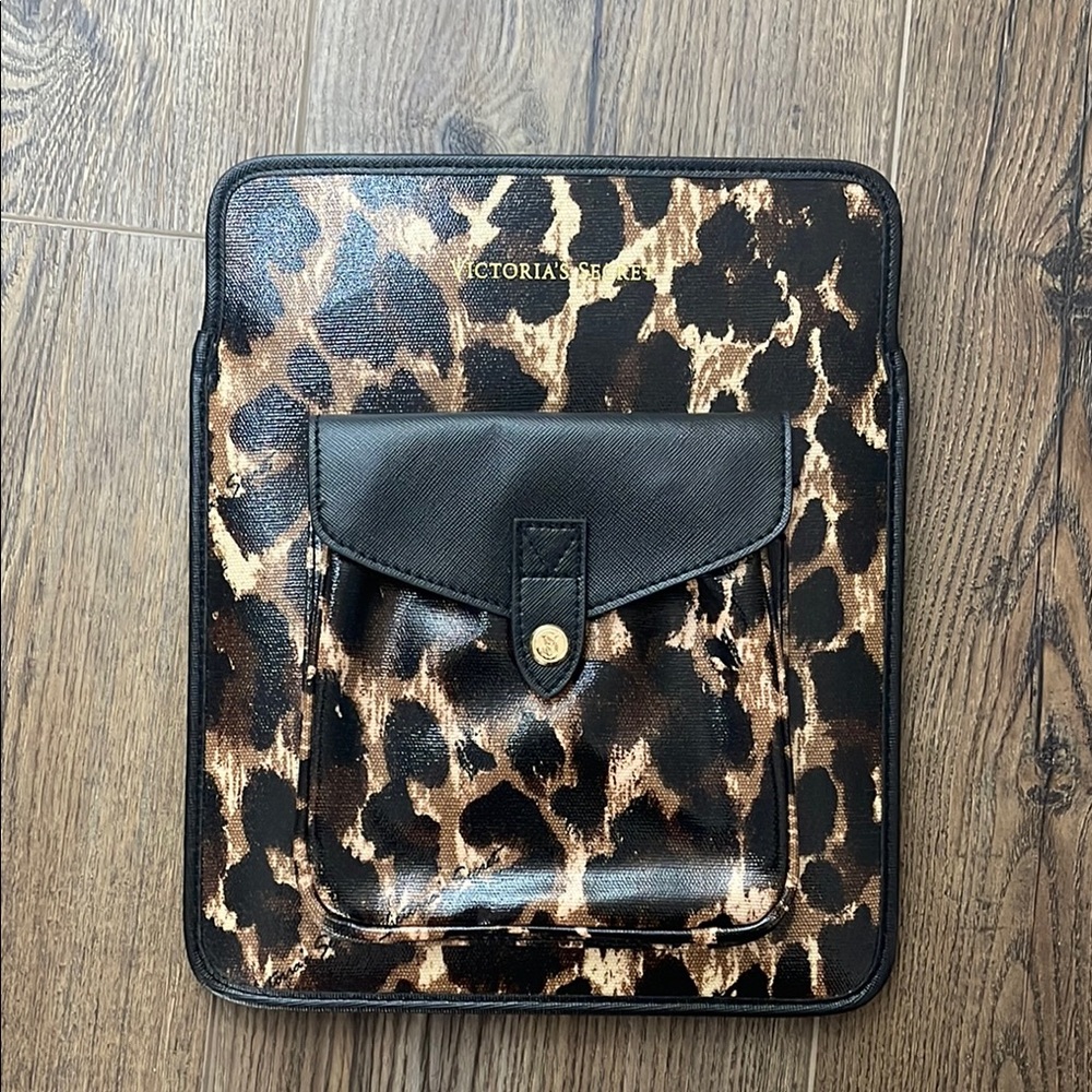 Victoria's Secret Case with front pocket